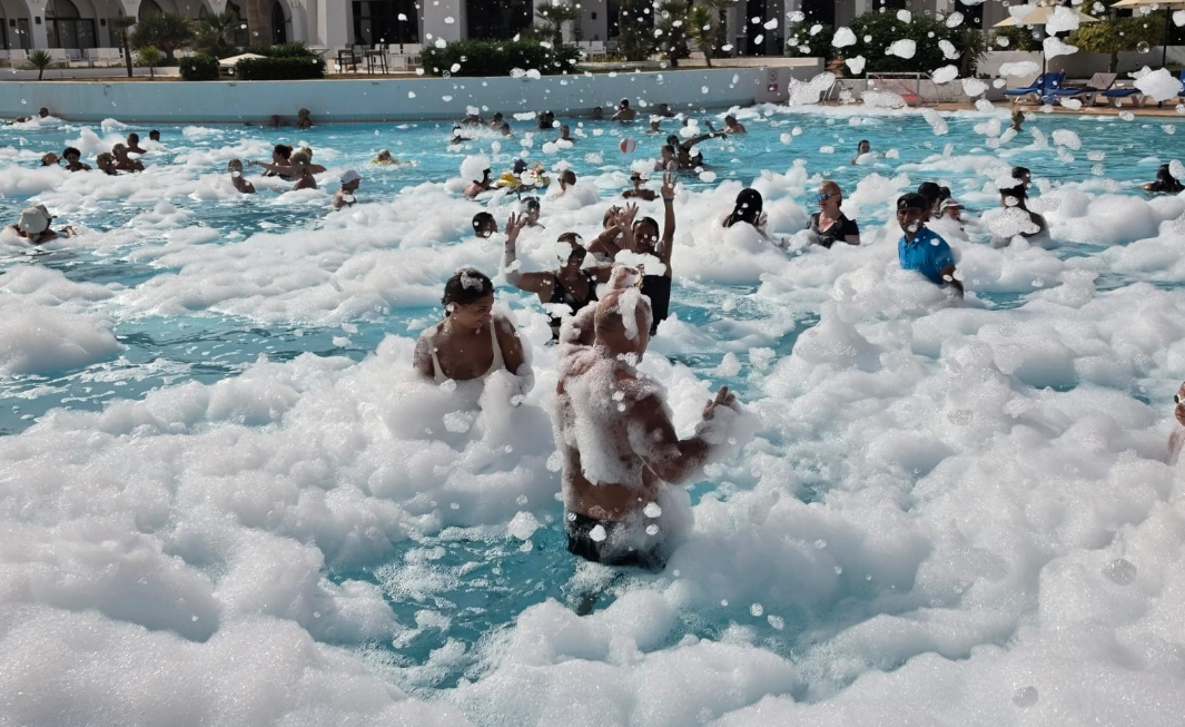 Mousse Party, machine à bulles & Pool Party
