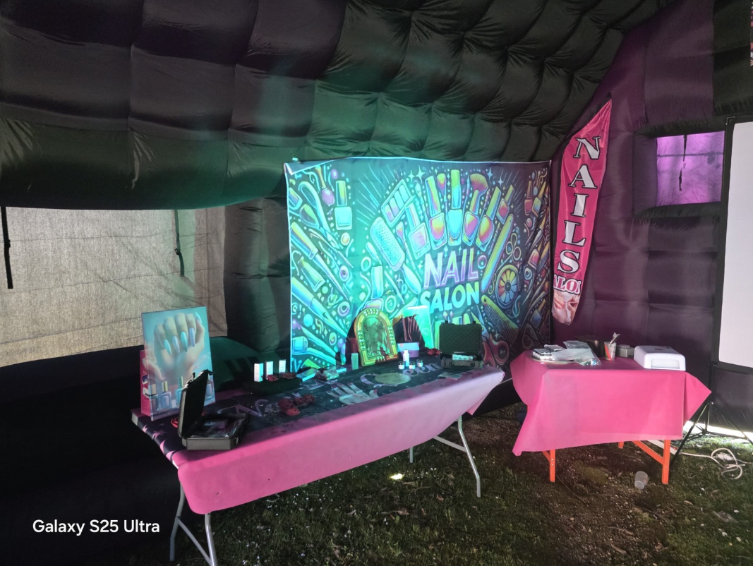Insta Glow Studio